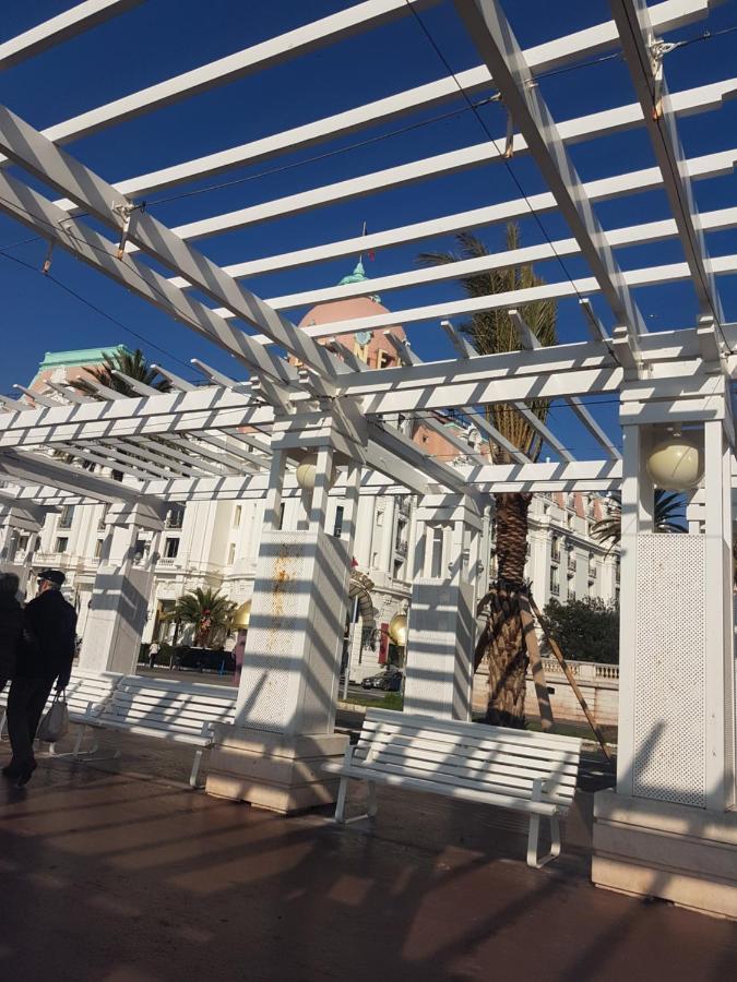 Nice Large 2Br Sunny 20 Meter Terrace Parking Beach Shops Екстер'єр фото